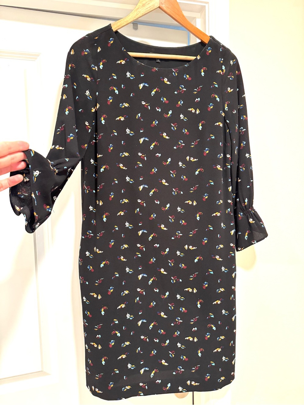 Black Floral Shift Dress with Ruffle Sleeves and Pockets